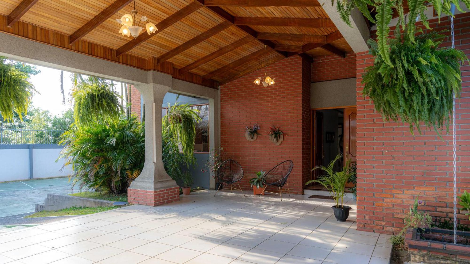 Casa Familiar La Tortuga Heredia Exterior foto